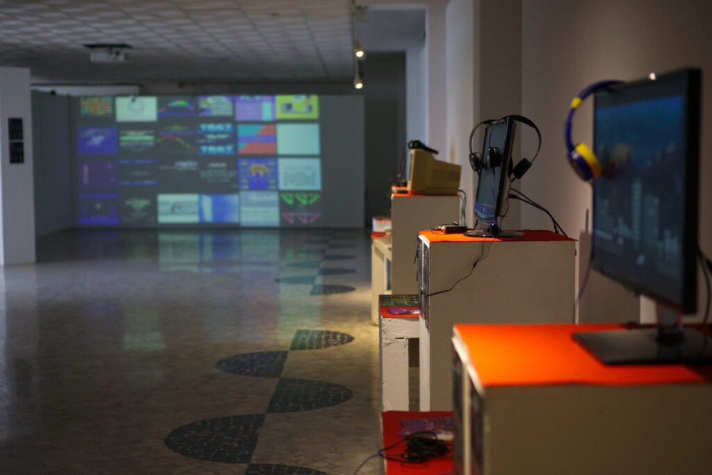exhibition Demoscene – Arte Algorítmica